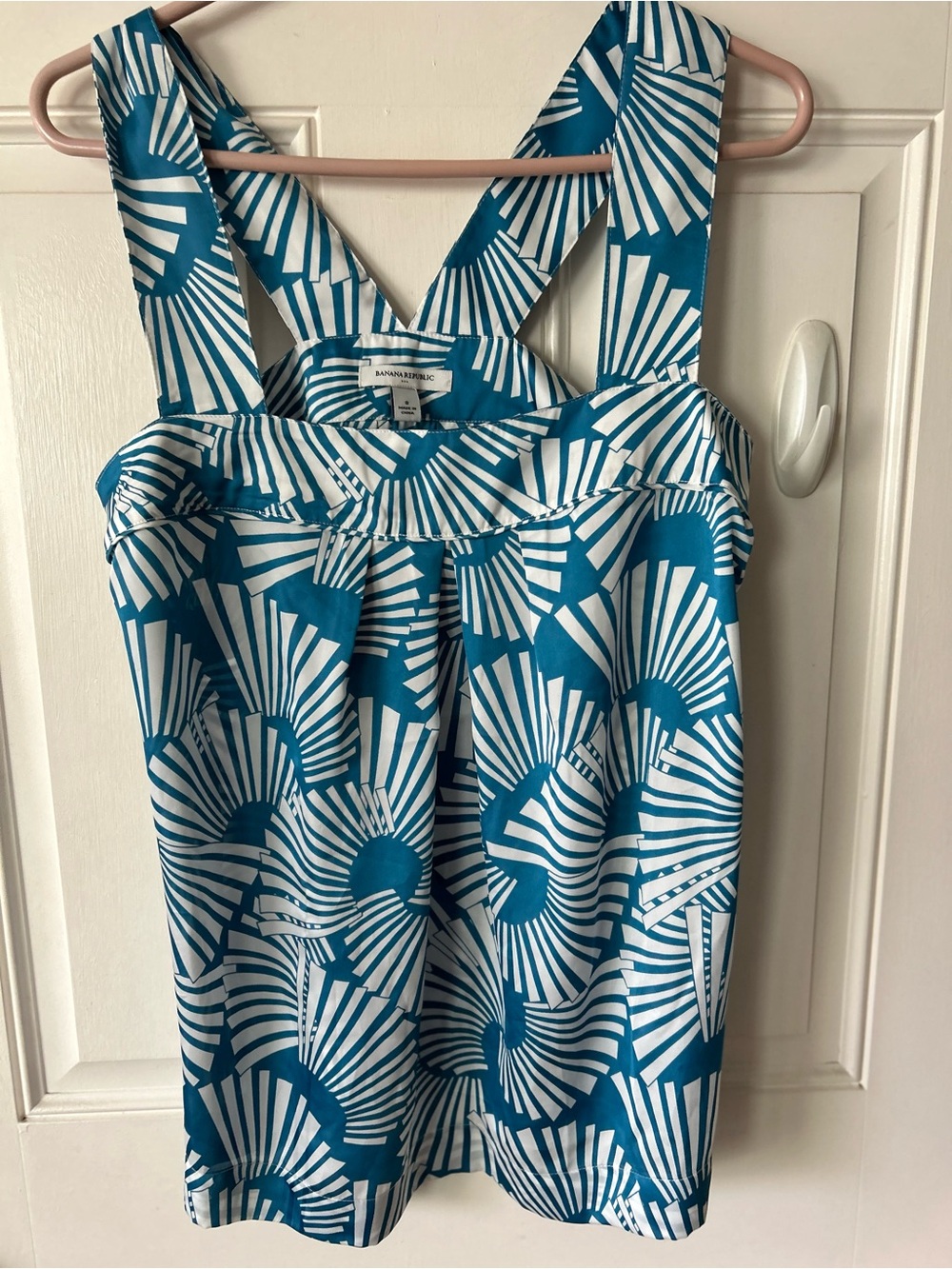 BANANA REPUBLIC AQUA AND WHITE SQUARE NECK BLOUSE